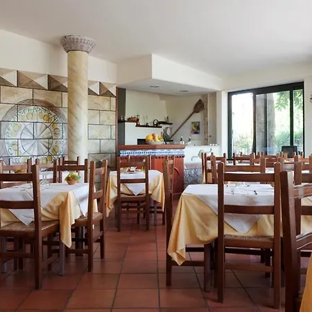 Pozzo Greco Hotel Giardini Naxos