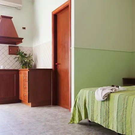 Pozzo Greco فندق 3*